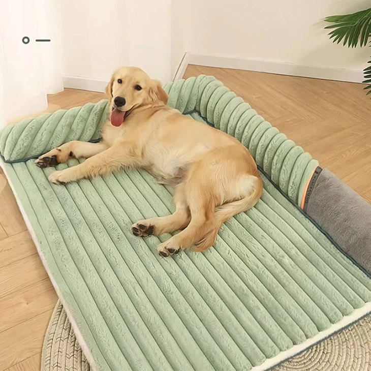 بيت الكلب من قماش مخملي